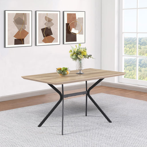 edgecreek-dining-table