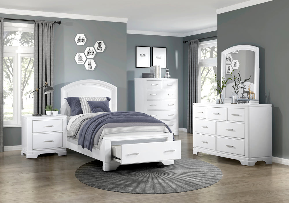 WH Dresser WHITE