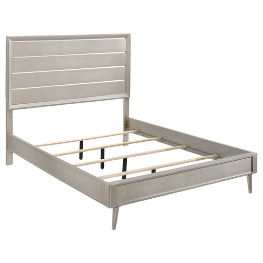 g222703-e-king-bed