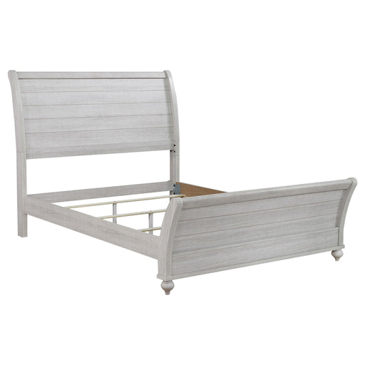 g223283-e-king-bed