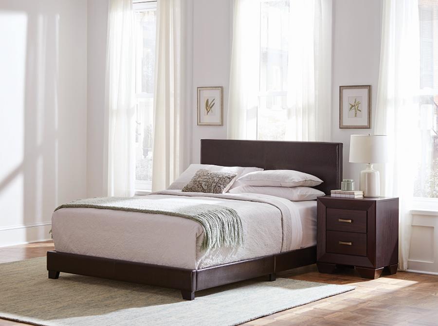 Dorian 4-piece QUEEN/FULL/TWIN Bedroom Set Brown and Dark Cocoa