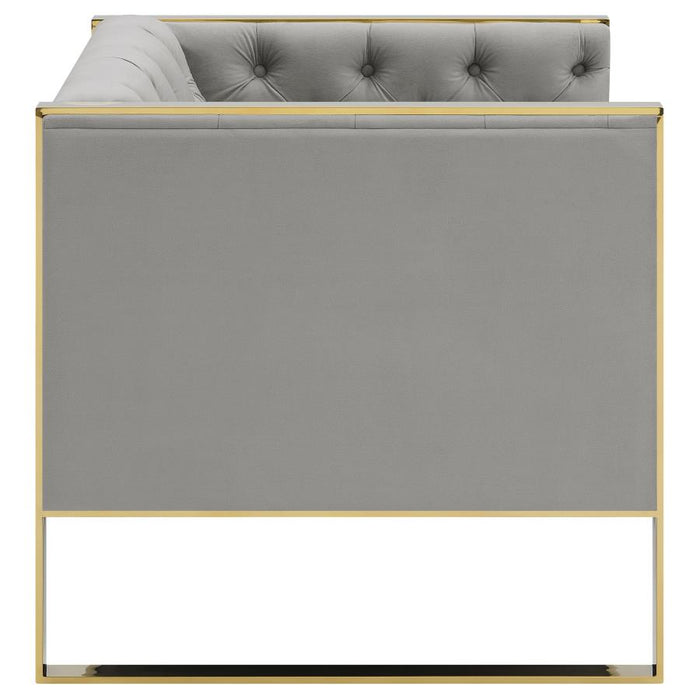 Eastbrook Sofa GREY