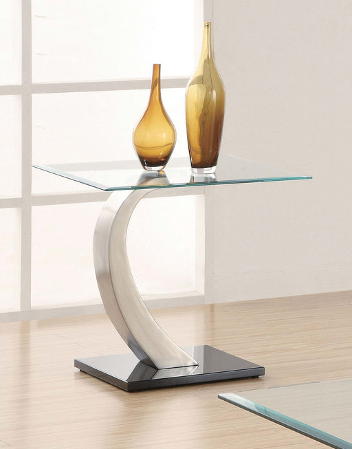 pruitt-end-side-table