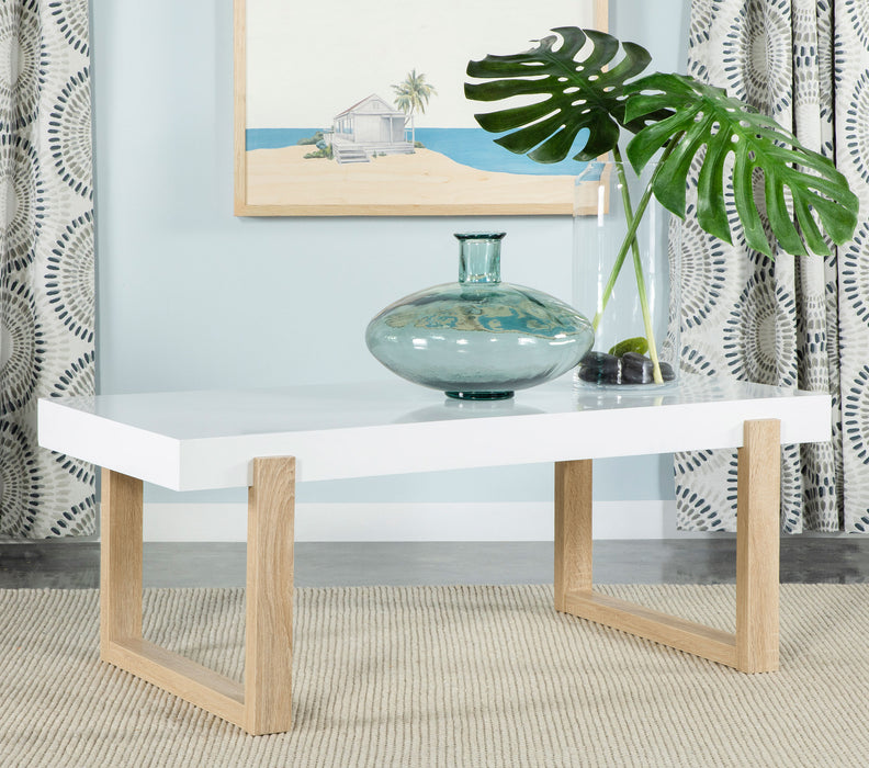 Pala Coffee Table