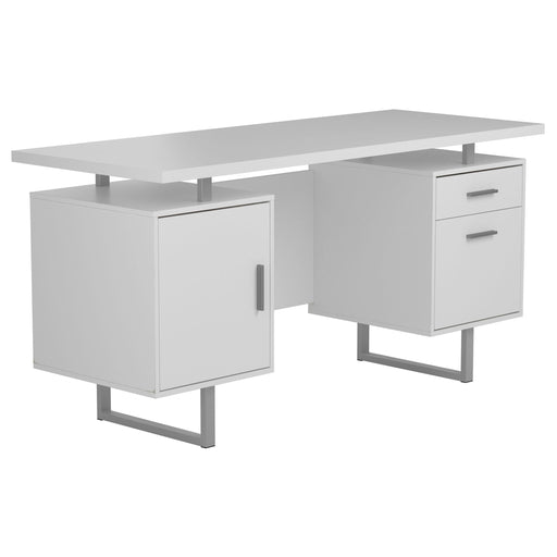 803521-office-desk