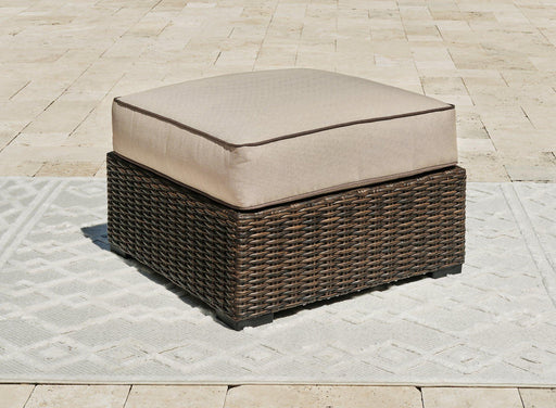 coastline-bay-outdoor-ottoman-with-cushion