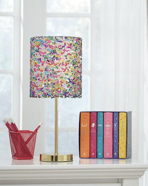 maddy-table-lamp