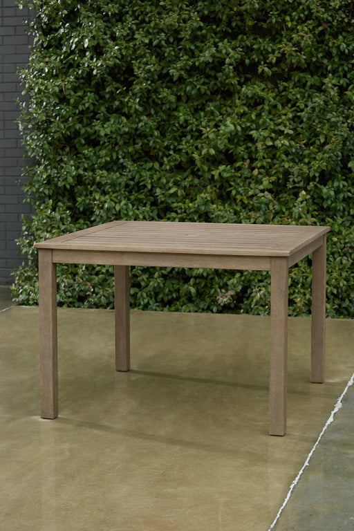 aria-plains-outdoor-dining-table