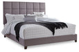 dolante-upholstered-bed