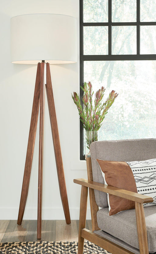 dallson-floor-lamp