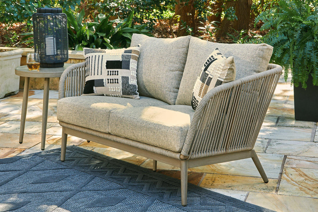 Swiss Valley Outdoor Upholstery Set