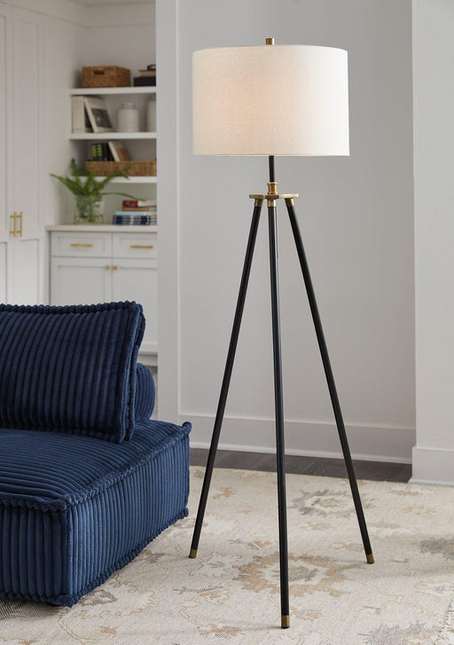 cashner-floor-lamp