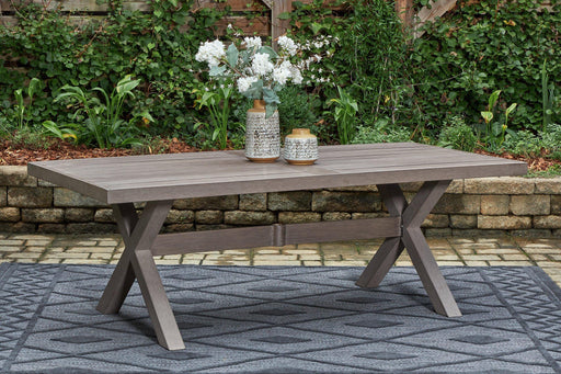 hillside-barn-outdoor-dining-table