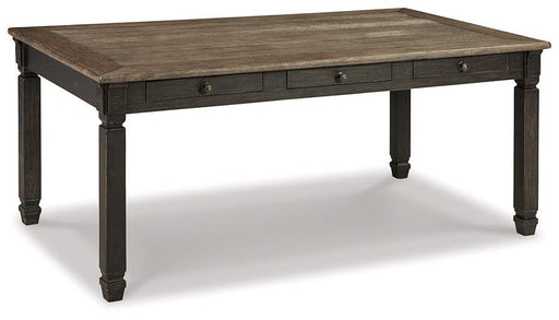 tyler-creek-dining-table