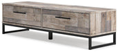 neilsville-bench-with-coat-rack