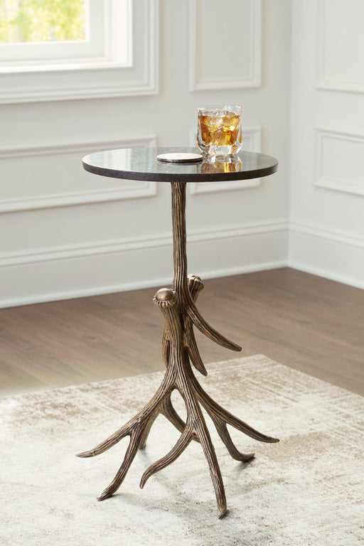 lemkins-accent-table