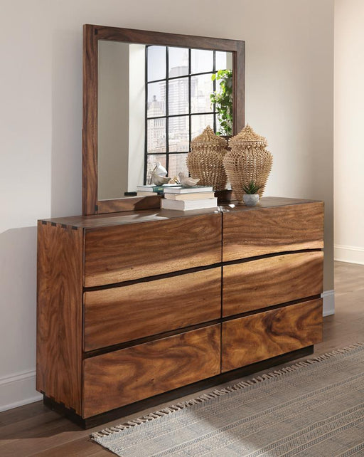 g223253-dresser