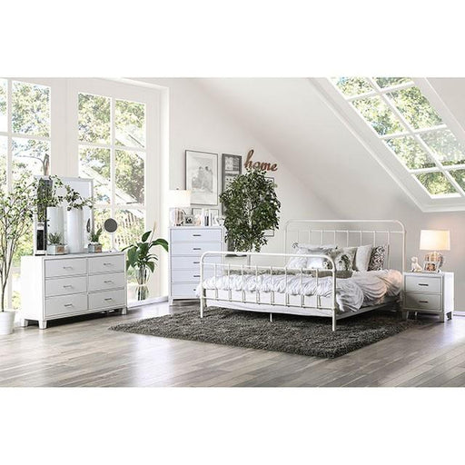 iria-vintage-white-eking-bed