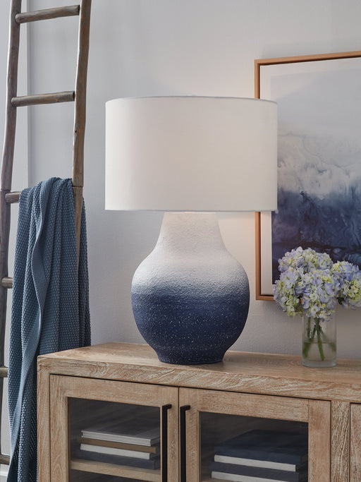 dashland-table-lamp