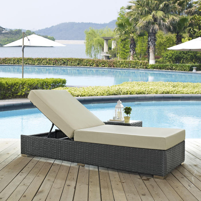 Sojourn Outdoor Patio Sunbrella� Chaise Lounge