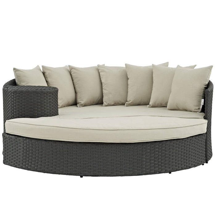 Sojourn Outdoor Patio Sunbrella� Daybed