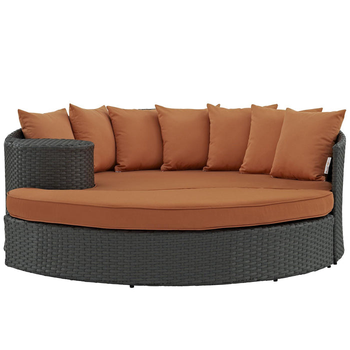 Sojourn Outdoor Patio Sunbrella� Daybed