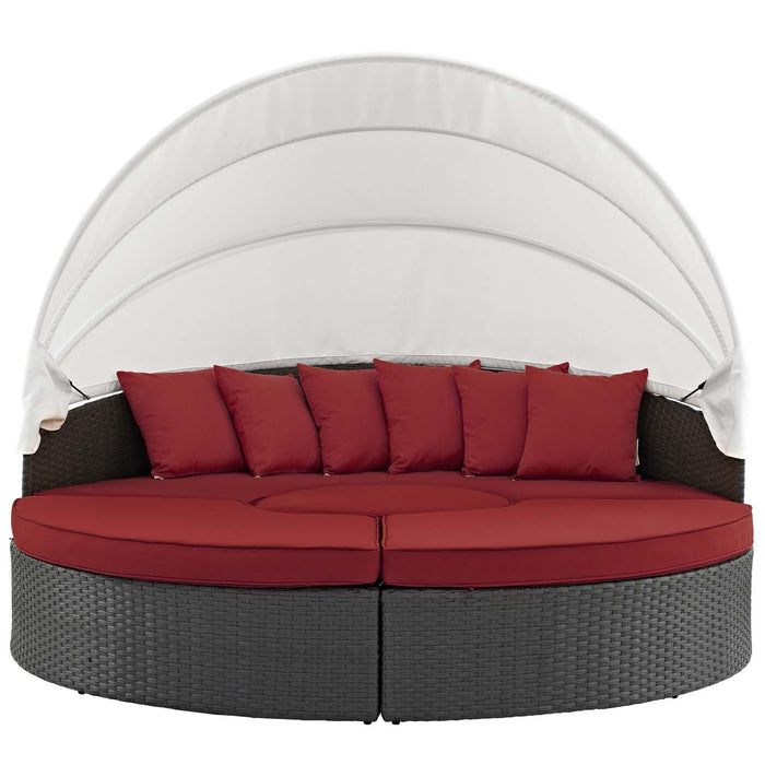 Sojourn Outdoor Patio Sunbrella� Daybed