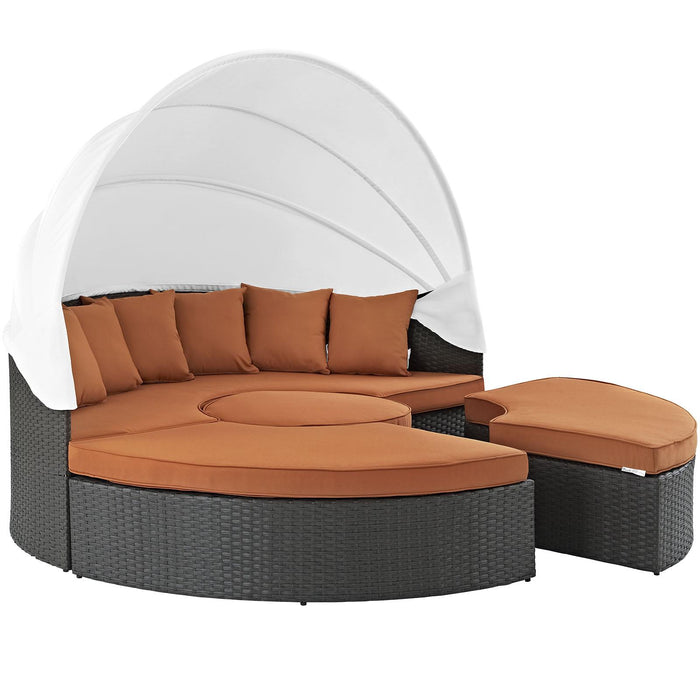 Sojourn Outdoor Patio Sunbrella� Daybed