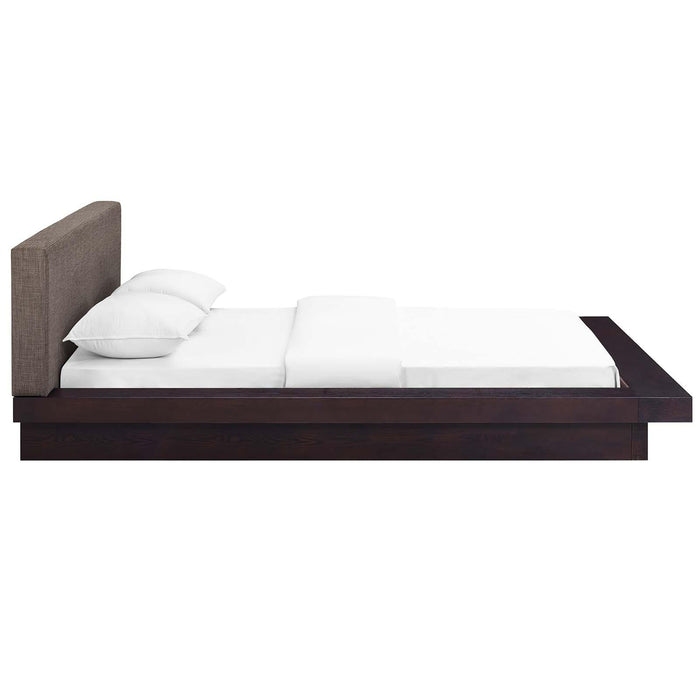 Freja Queen Fabric Platform Bed