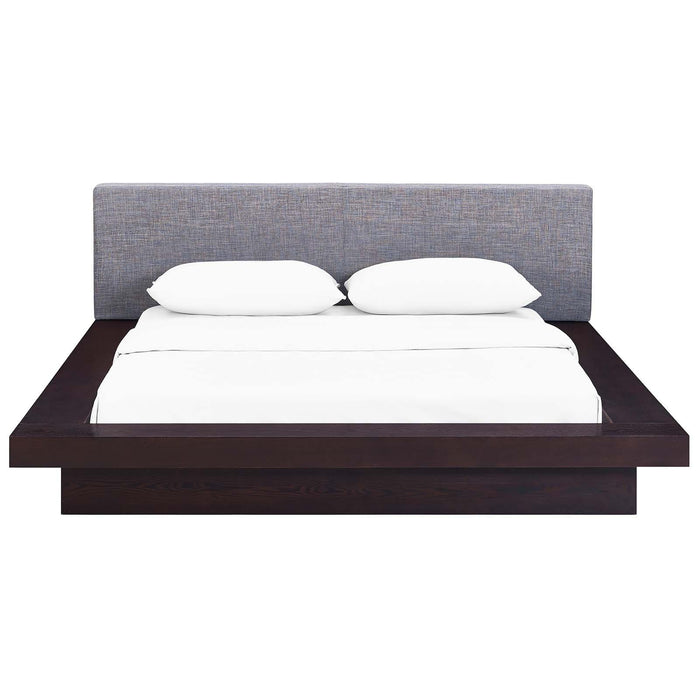 Freja Queen Fabric Platform Bed