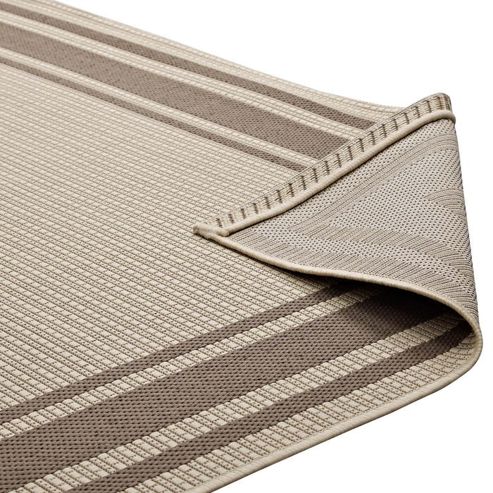 Rim Solid Border 8x10 Indoor and Outdoor Area Rug