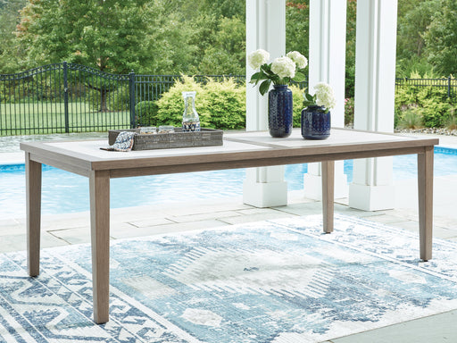 rainier-ranch-outdoor-dining-table